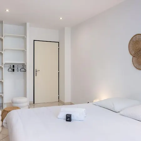 Holiday home Maison Frappaz - 4 Bedrooms With Garden